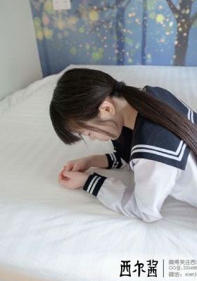 红衣少女